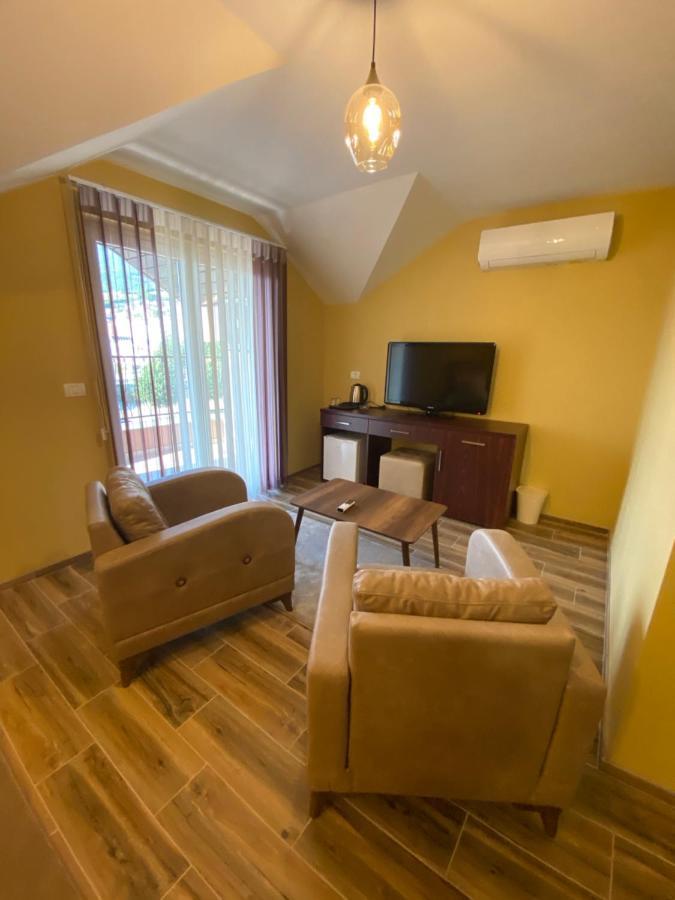 Hotel Kolonja'S Debar Dış mekan fotoğraf